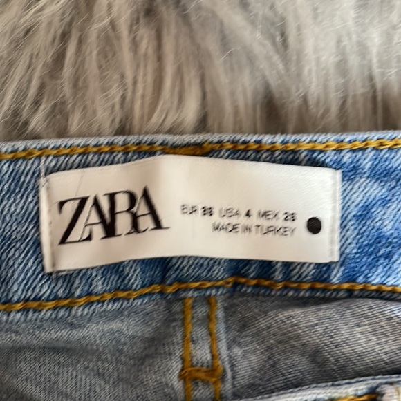 Zara Denim Skinny Jeans Women's SZ 4 Distressed Raw Hem Preloved - Picture 3 of 6